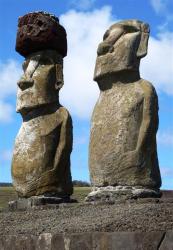 Détail d'un moai avec son pukao